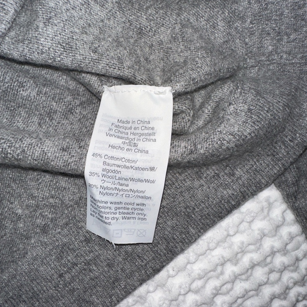 J. Crew Gray Crew Neck Sweater Soft and Cozy Teddie Sweatshirt - Picture 8 of 8